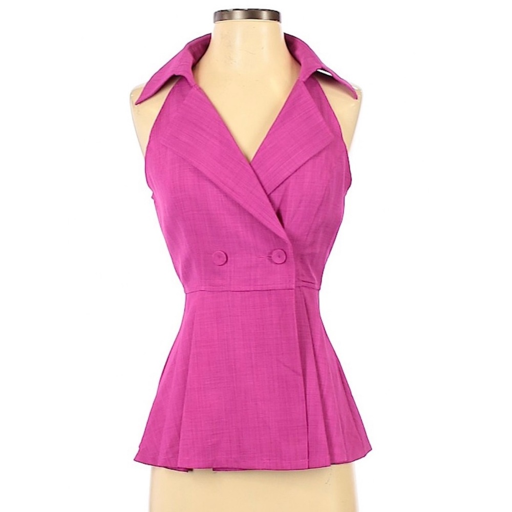 NWT Very J Peplum Silhouette Sleeveless Blouse